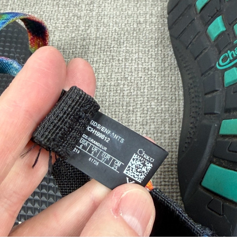 Chaco Z1 Ecotread Kids Sandals Rainbow Tie Dye Youth Size 6 Hiking Outdoor - Picture 12 of 12